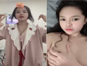 Clip sex gái xinh địt nhau nhiều nên thầm lôn